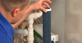 Установка угольных фильтров для воды и вытяжки от 3576 рублей в Сарапуле